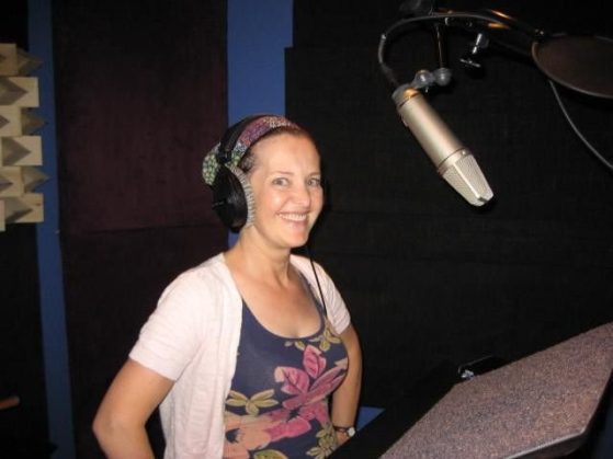 Cromerty York - Welsh-Speaking Voice Actor In Her Studio